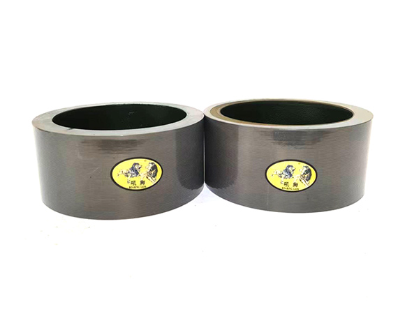 4-inch iron core rubber roller